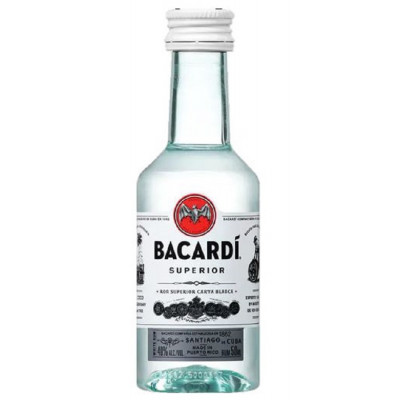 Bacardi Superior<br>Rhum Blanc | 50 ml | Canada